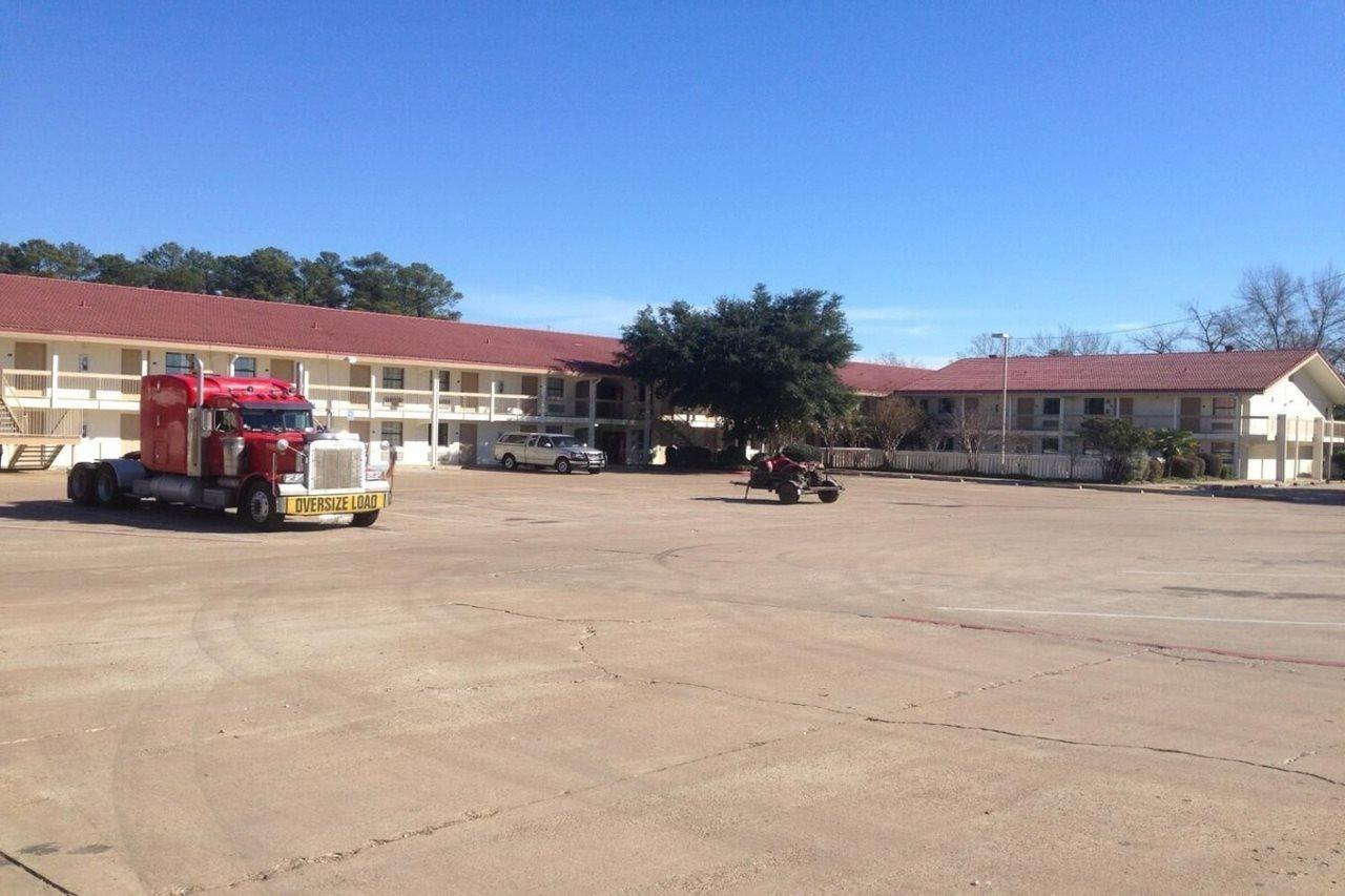 Baymont By Wyndham Longview Motel Exterior foto