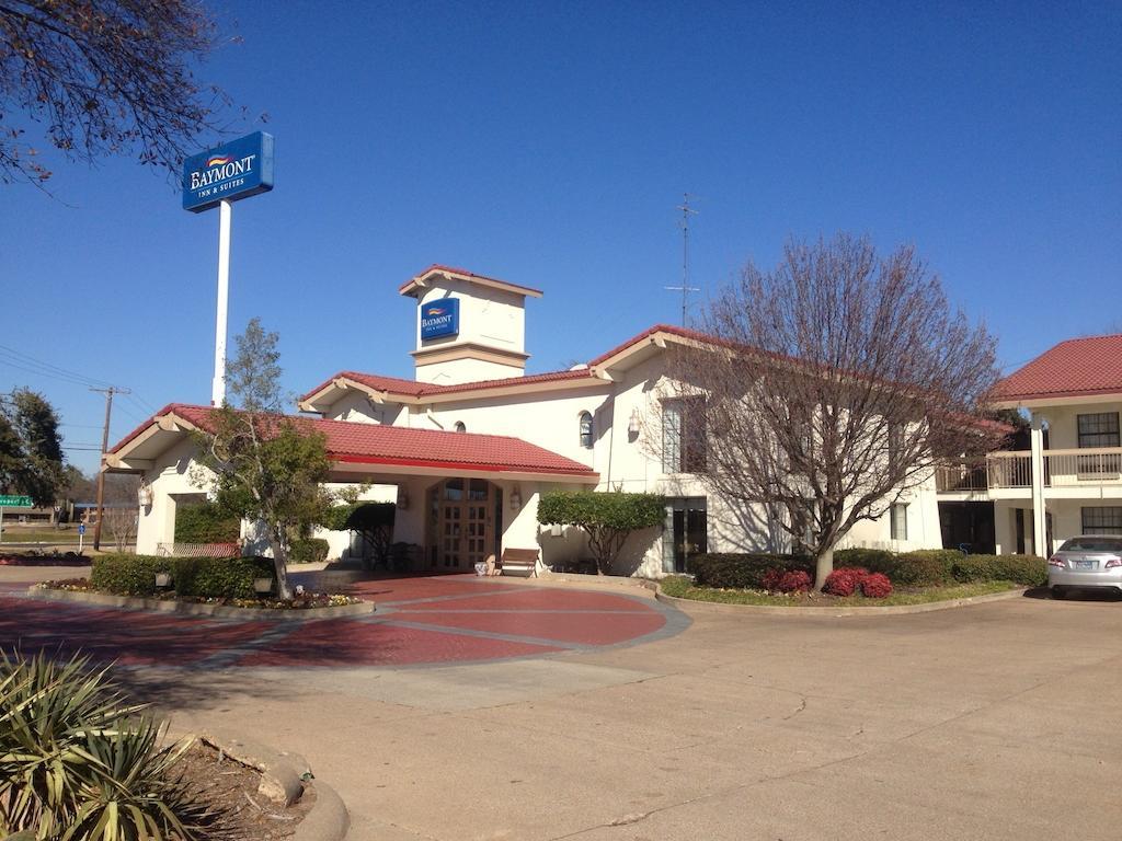 Baymont By Wyndham Longview Motel Exterior foto